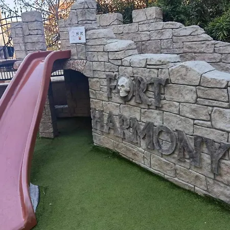 Апартаменти Harmony Suitеs *