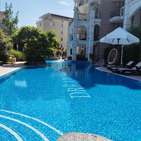 Harmony Suitеs * 써니비치